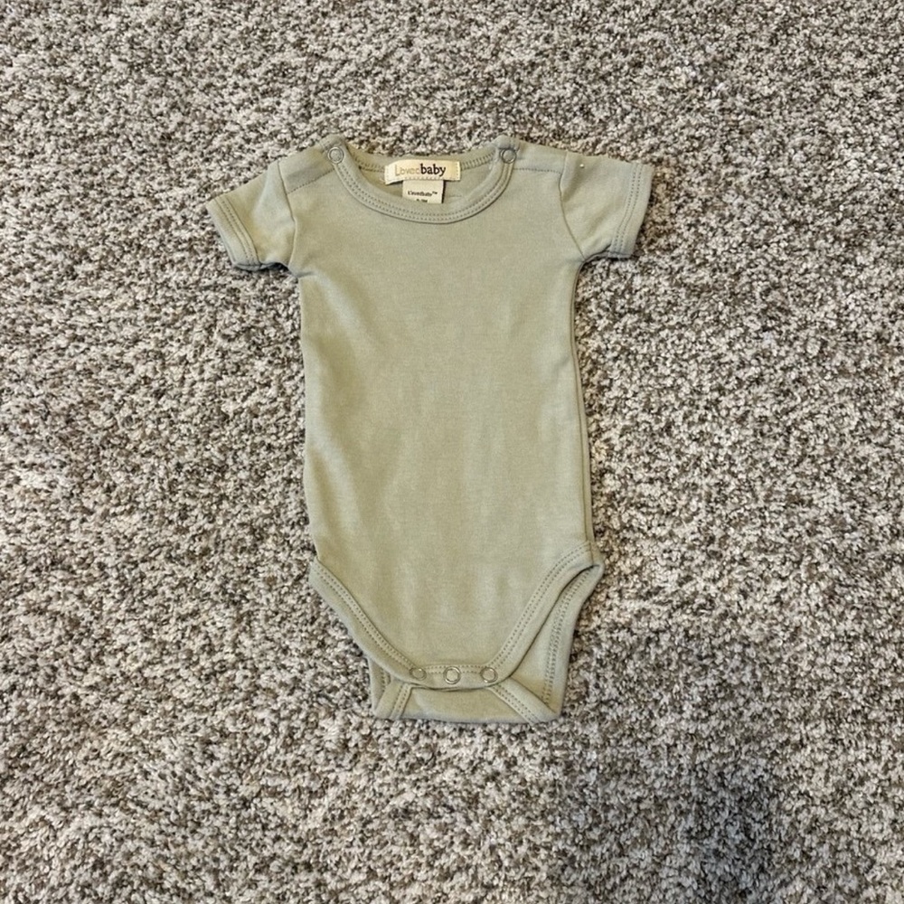 L’ovedbaby Onesie